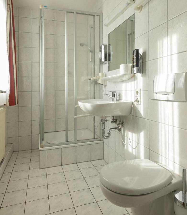 Gasthaus Traube, Ludwigshafen, Bodensee, Seenah Gelegen บอดมัน-ลุดวิกส์ฮาเฟิน ภายนอก รูปภาพ